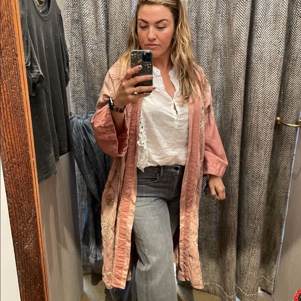 Magnolia Pearl Lilikoi Kimono embroidered